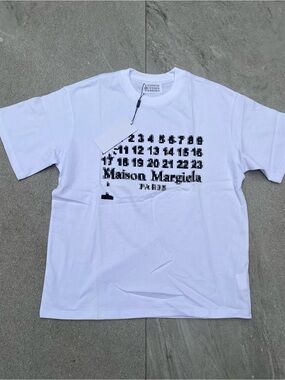 Maison Martin Margiela White T-Shirt with Black Numeric Logo